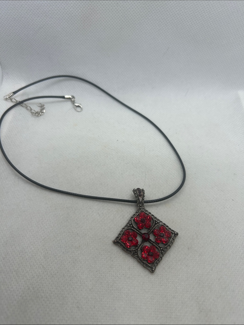Vintage Red Crystal Floral Square Pendant Necklace - Women Jewelry